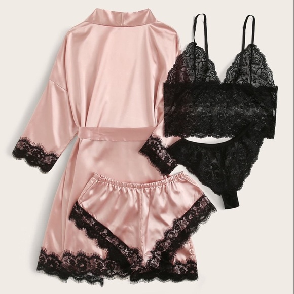 4 Piece Lingerie Set BNWT SIZE MEDIUM - Picture 5 of 16
